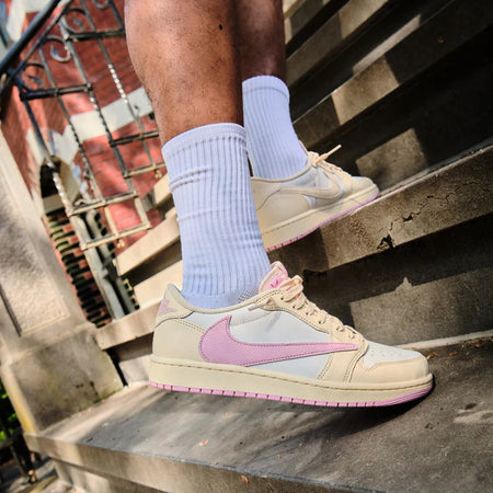 Travis Scott Shy Pink