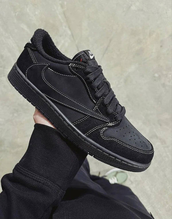 Travis Scott Black Phantom