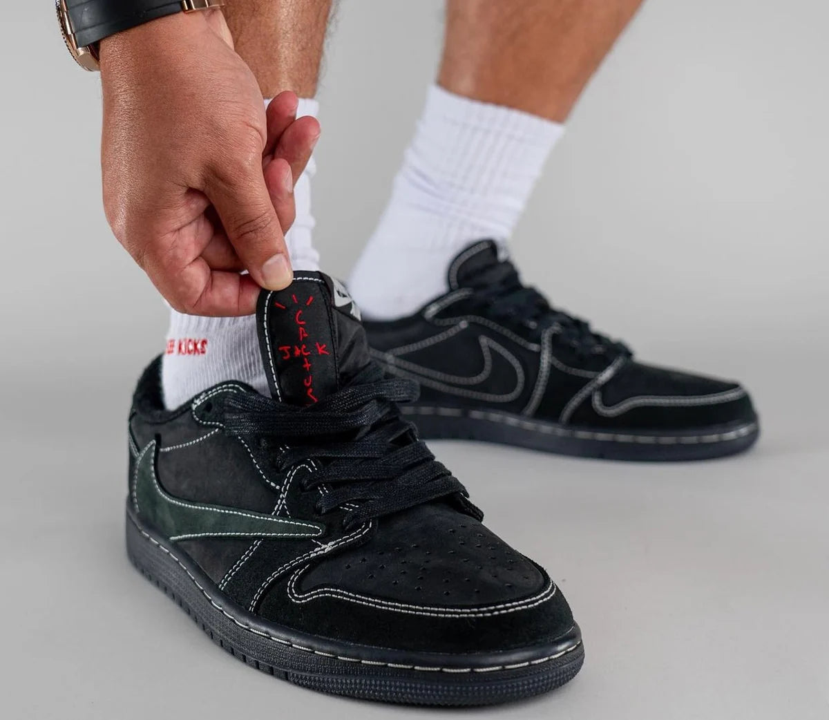 Travis Scott Black Phantom
