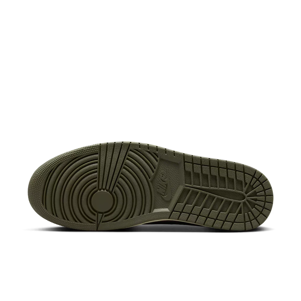 Travis Scott Medium Olive
